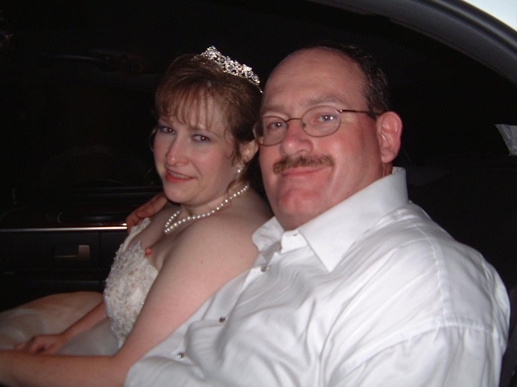 2003/10(Oct)/03(Urbik-Wedding)/1024x768_2003-10-05 22-45-54.JPG